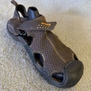 Crocs Sandals Men 11 Mesh Closed Toe Sport 15041 Swiftwater Water Shoes Beach